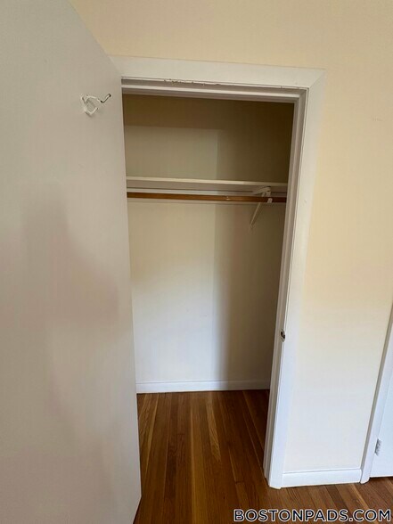 Building Photo - 66 Homer Ave