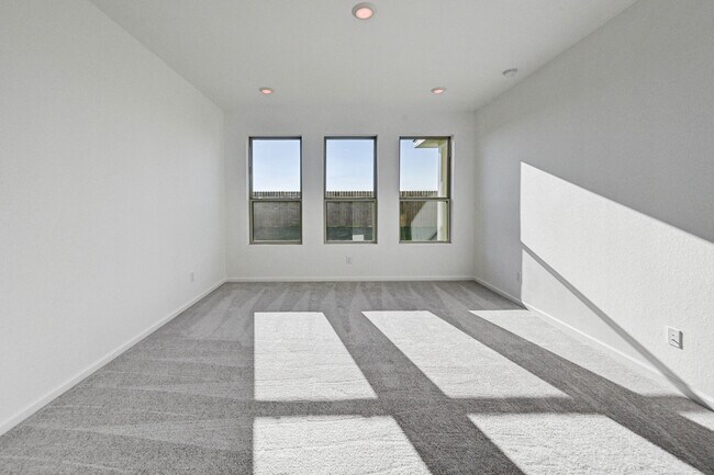 Building Photo - 2605 Mackinac Bay Dr