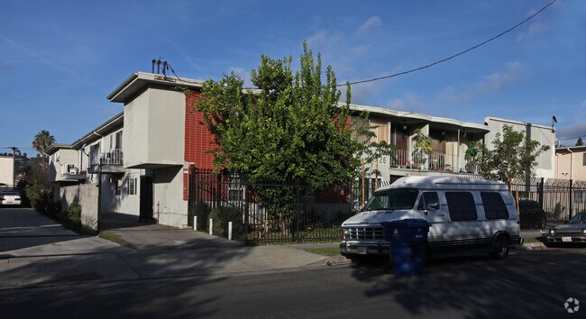Primary Photo - 326 S Avenue 57
