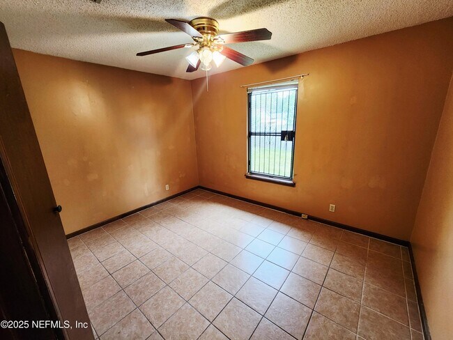 Building Photo - 6019 Blank Dr