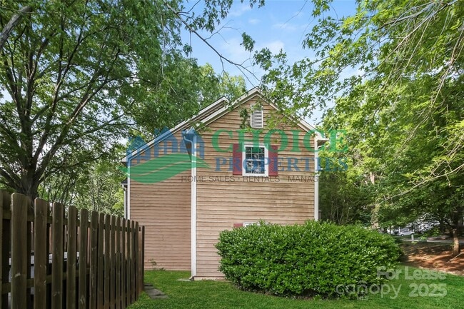Building Photo - 3304 Selwyn Farms Ln