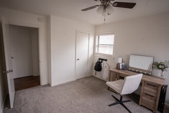 Building Photo - 1559 Parr St