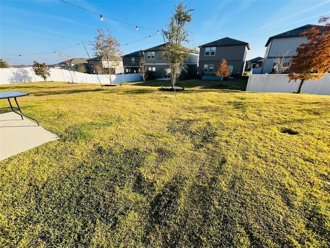 Building Photo - 2149 Treasure Hill St