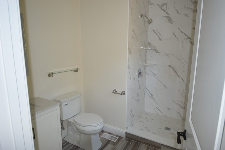 Building Photo - 66 Allston St