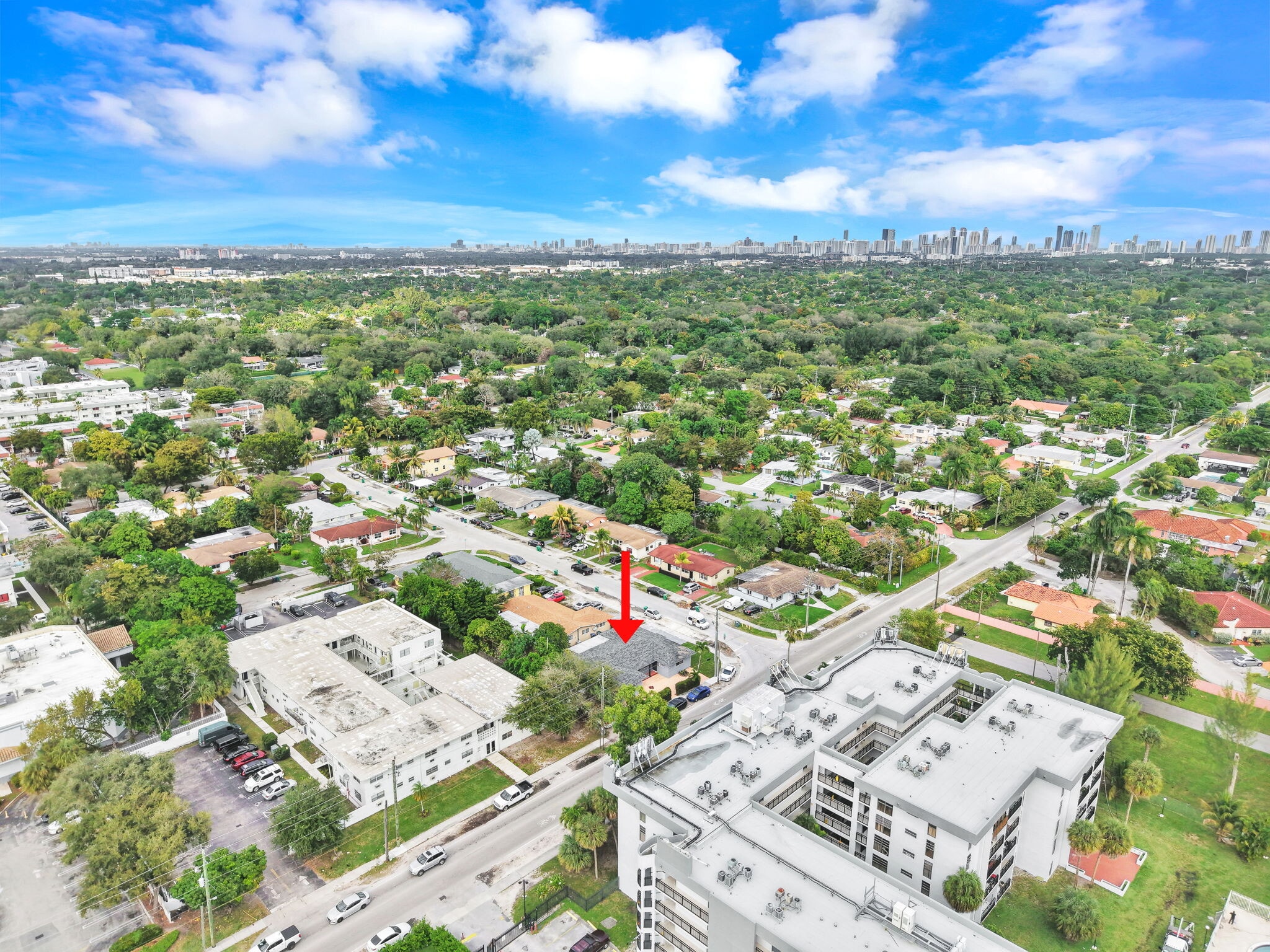 Building Photo - 645 NE 149th St