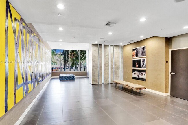 Building Photo - 2100 Park Ave