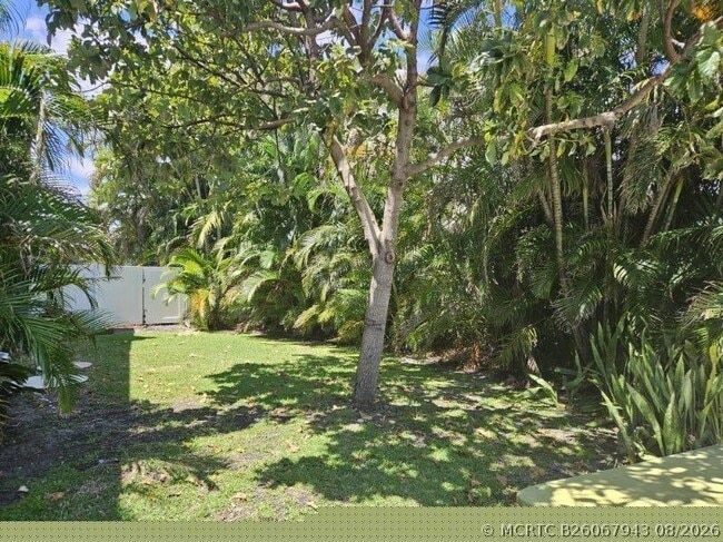 Building Photo - 2801 NE 33rd Ct