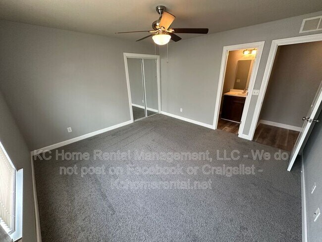 Building Photo - 10536 Kane Dr