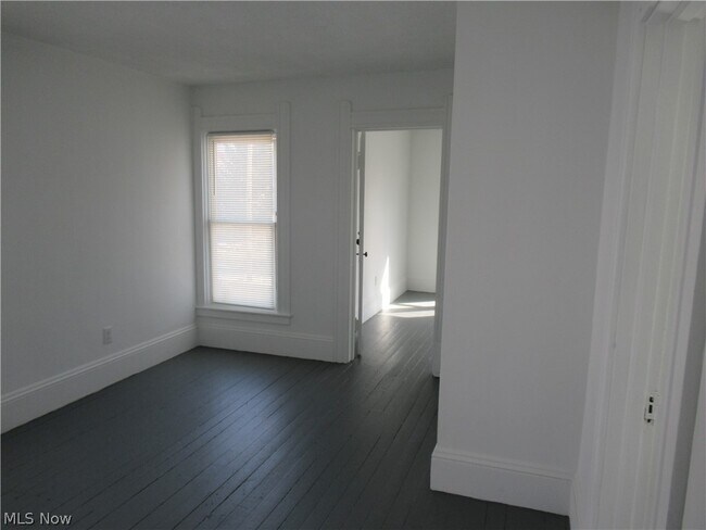 Building Photo - 67 Woodrow Ave