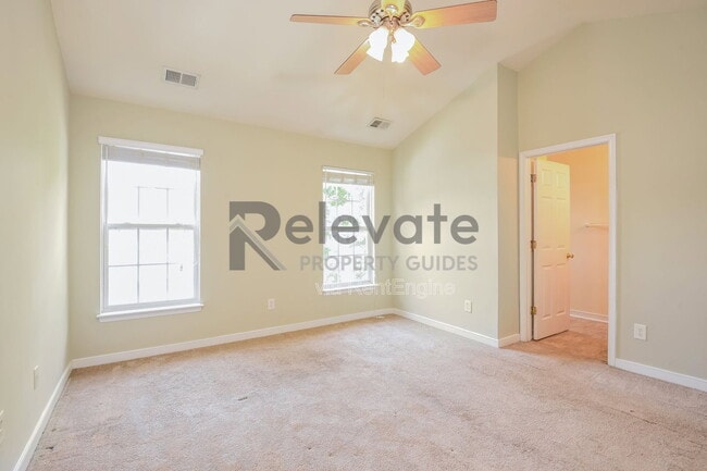 Building Photo - 5504 Springwater Ln