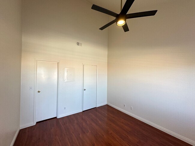 Building Photo - SILVERADO VILLAS