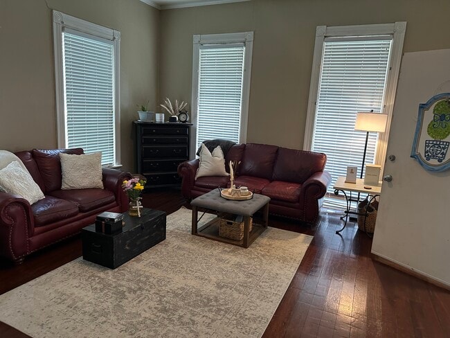 Building Photo - 112 E Church St