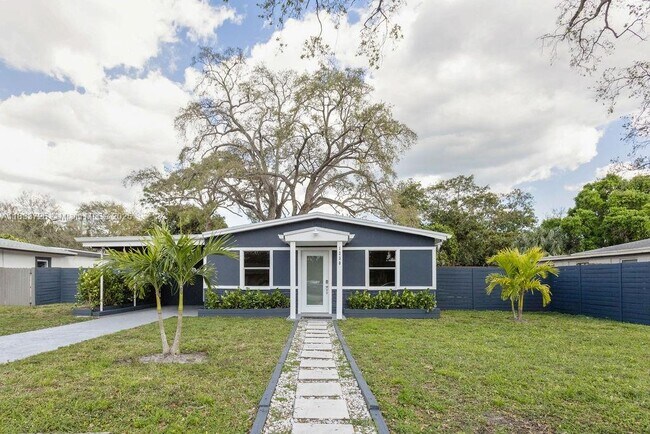 Building Photo - 1230 NW 7th Ave