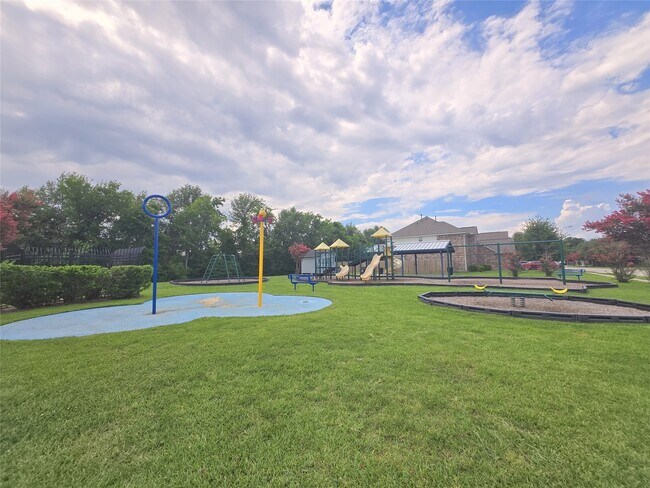 Building Photo - 1423 Stone Bluff Dr