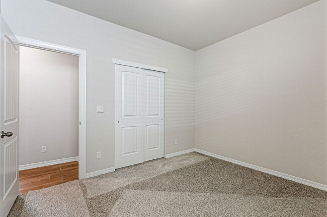 Building Photo - 51025 Sand Verbena Ave