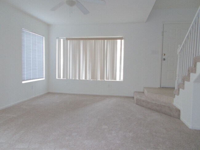 Building Photo - Bright & Spacious 2-Story Home – Move-In R...