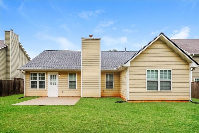Building Photo - 246 Augusta Woods Dr