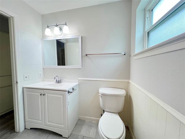 Building Photo - 2121 Spanish Trail