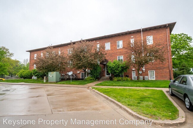 Building Photo - 2 br, 1 bath House - 401 Grandview Court