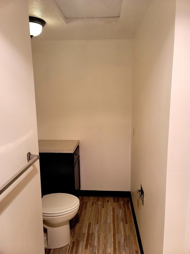 Building Photo - 18220 SW Pheasant Ln