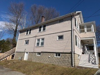 Building Photo - 26 Lebanon St