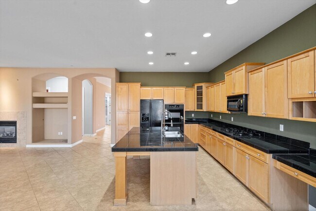 Building Photo - 4136 E Pullman Rd