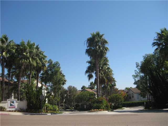 Building Photo - 2 Bed/2 Bath Condo in Martinique Complex -...