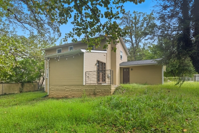 Building Photo - 13314 Vanessa Ave