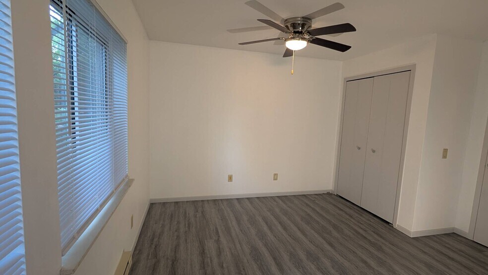 Building Photo - 1144 Morraine View Dr
