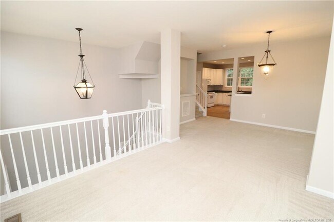 Building Photo - 8120 Upper Lake Dr