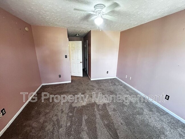 Building Photo - 7952 118th St