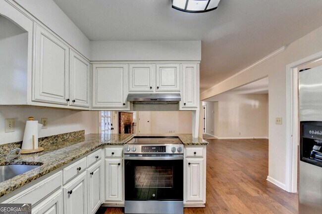 Building Photo - 478 Dorsey Cir SW