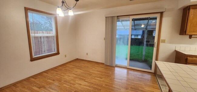 Building Photo - Spacious 3-Bedroom Home on a Quiet Cul-de-Sac in McKinleyville