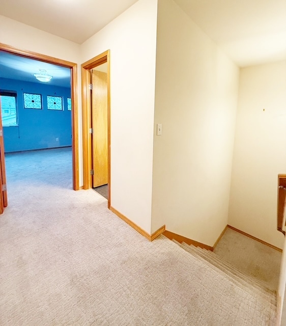 Building Photo - 736 Glenmore Loop