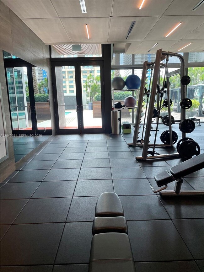 Building Photo - 1080 Brickell Ave