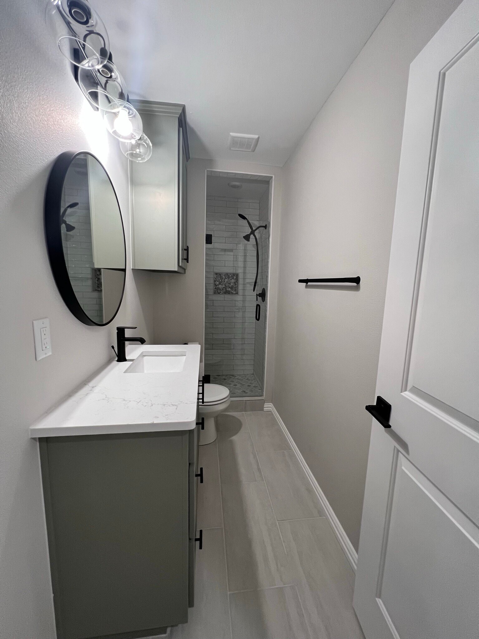 Bathroom 3 - 6403 Dreyfuss Rd
