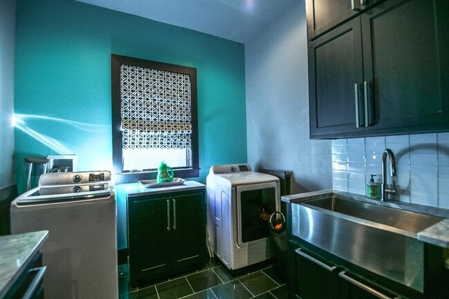 Building Photo - 13220 Rock Canyon Rd