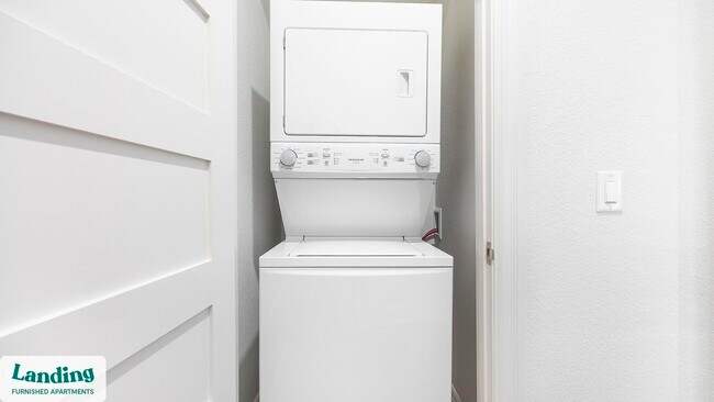 Building Photo - 4155 Carson Ln