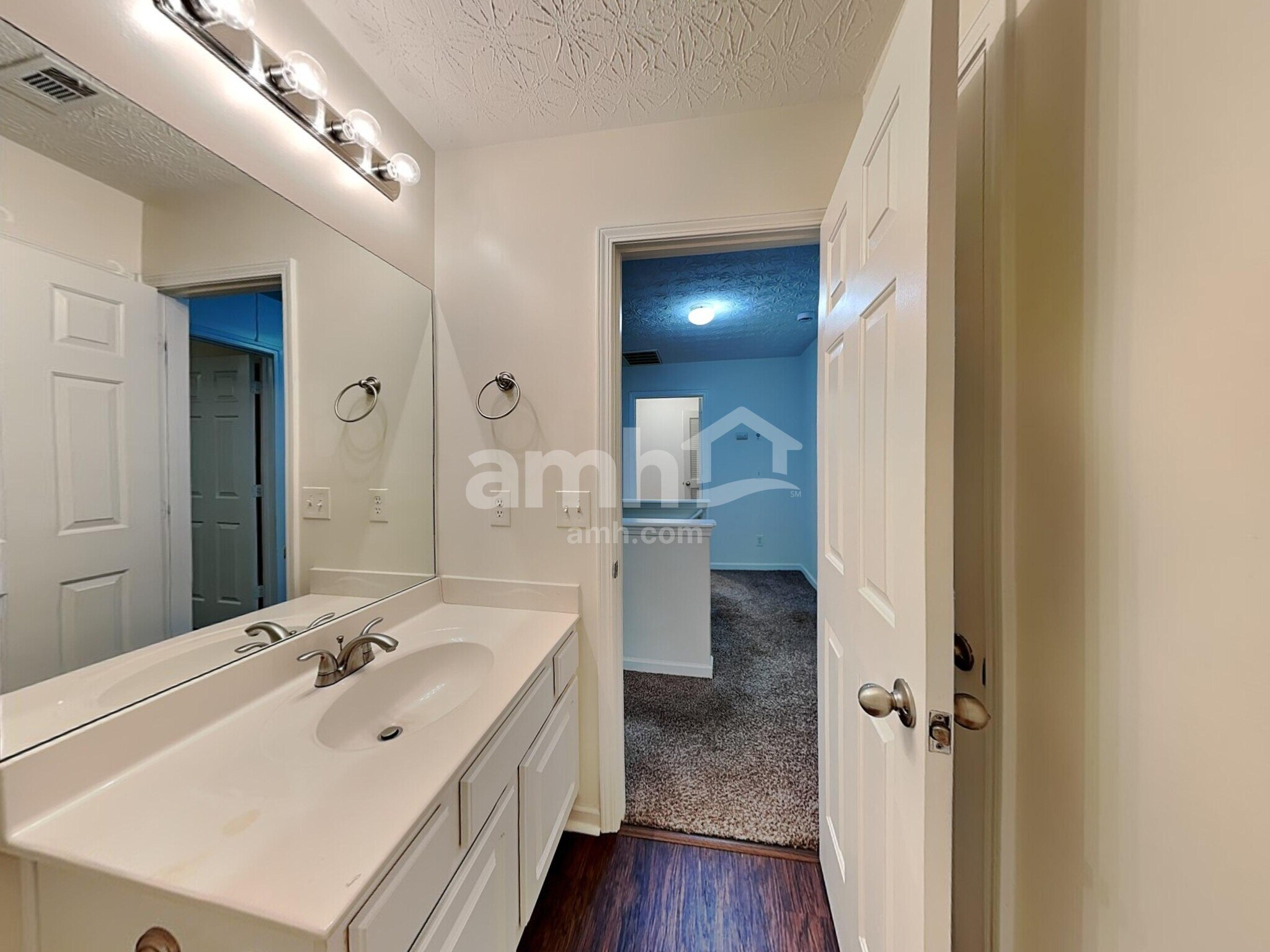 Building Photo - 134 Holly Mill Village Dr