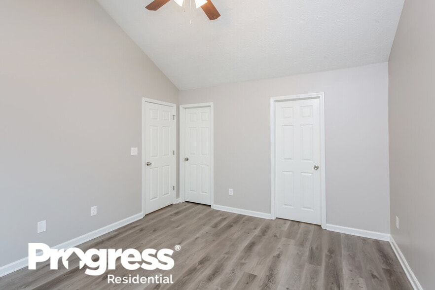 Building Photo - 5965 Tallant Dr