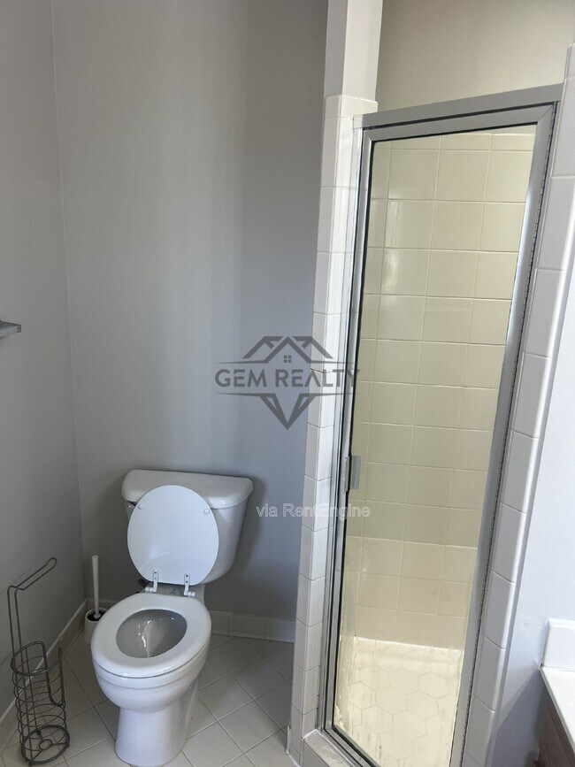 Building Photo - 3316 Broker Ln