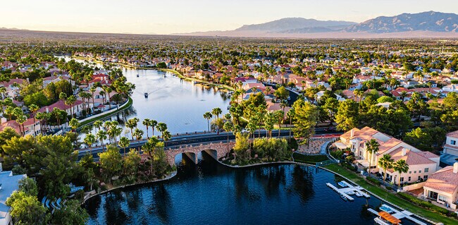 Building Photo - 2533 Seascape Dr