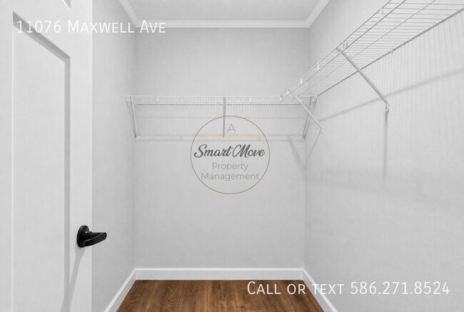 Building Photo - 11076 Maxwell Ave
