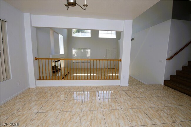 Building Photo - 554 Campus Oaks Ct