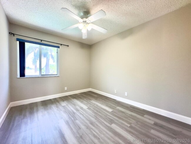 Building Photo - 1118 Fosters Mill Dr