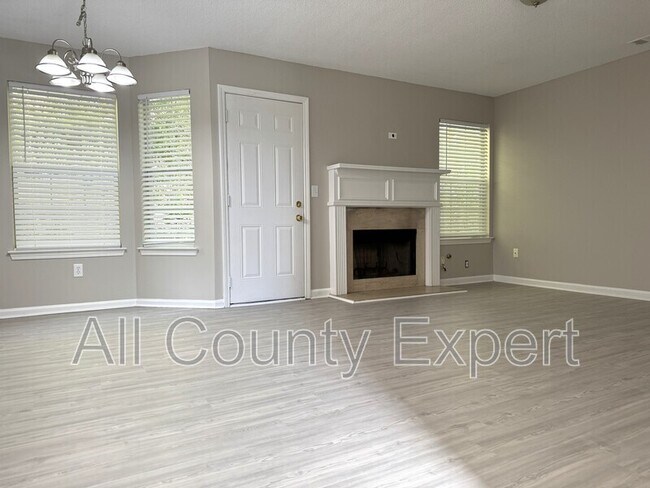 Building Photo - 4605 Skyward Pass