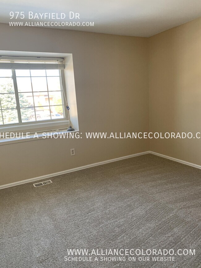 Building Photo - 975 Bayfield Dr
