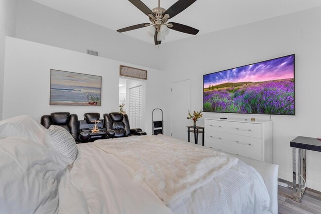Building Photo - 11120 Sangria Ct