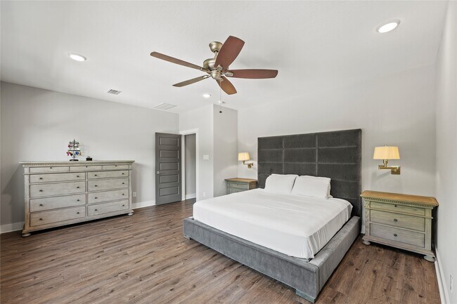 Building Photo - 1711 Leilani Dr