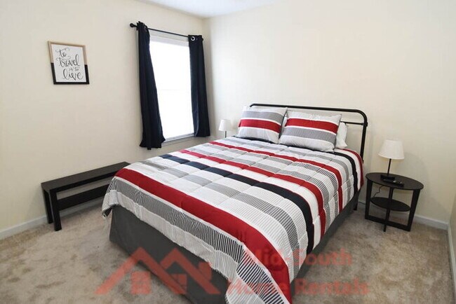 Building Photo - 1342 Harbor Park Dr